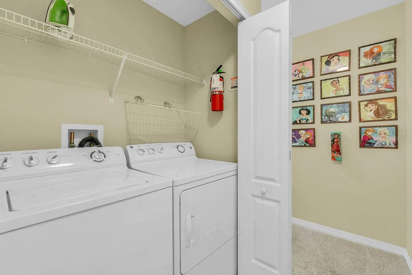 4827 CLOCK TOWER DR