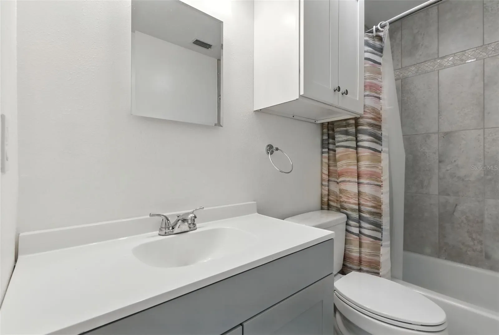 322 DOUBLE DIAMOND DR