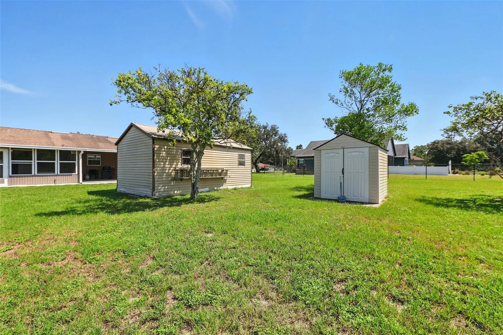 322 DOUBLE DIAMOND DR