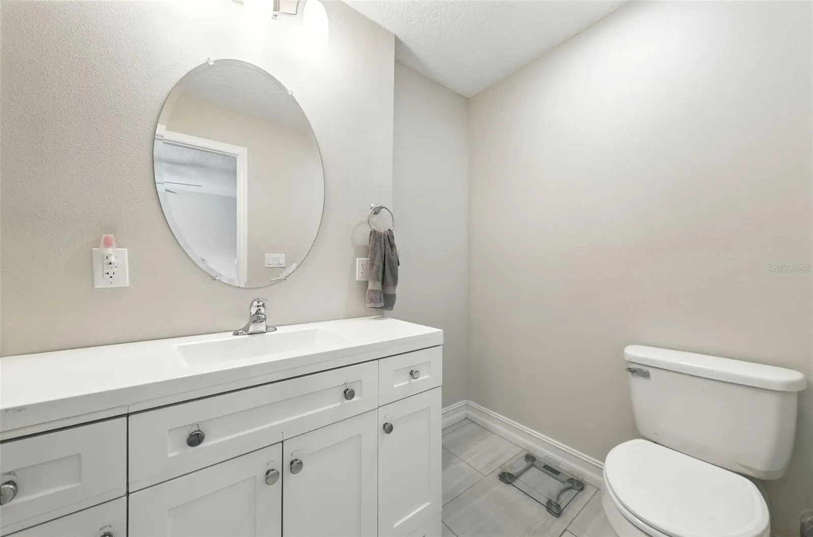 322 DOUBLE DIAMOND DR