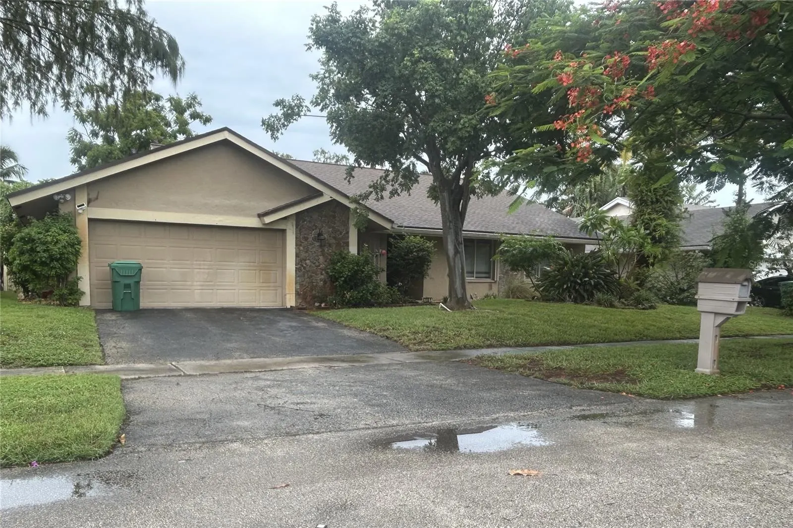 7331 NW 49TH ST