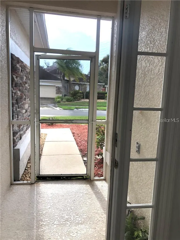 1749 GOLFVIEW DR