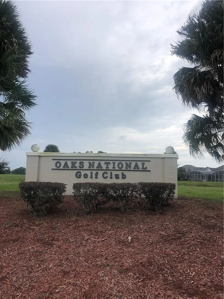 1749 GOLFVIEW DR