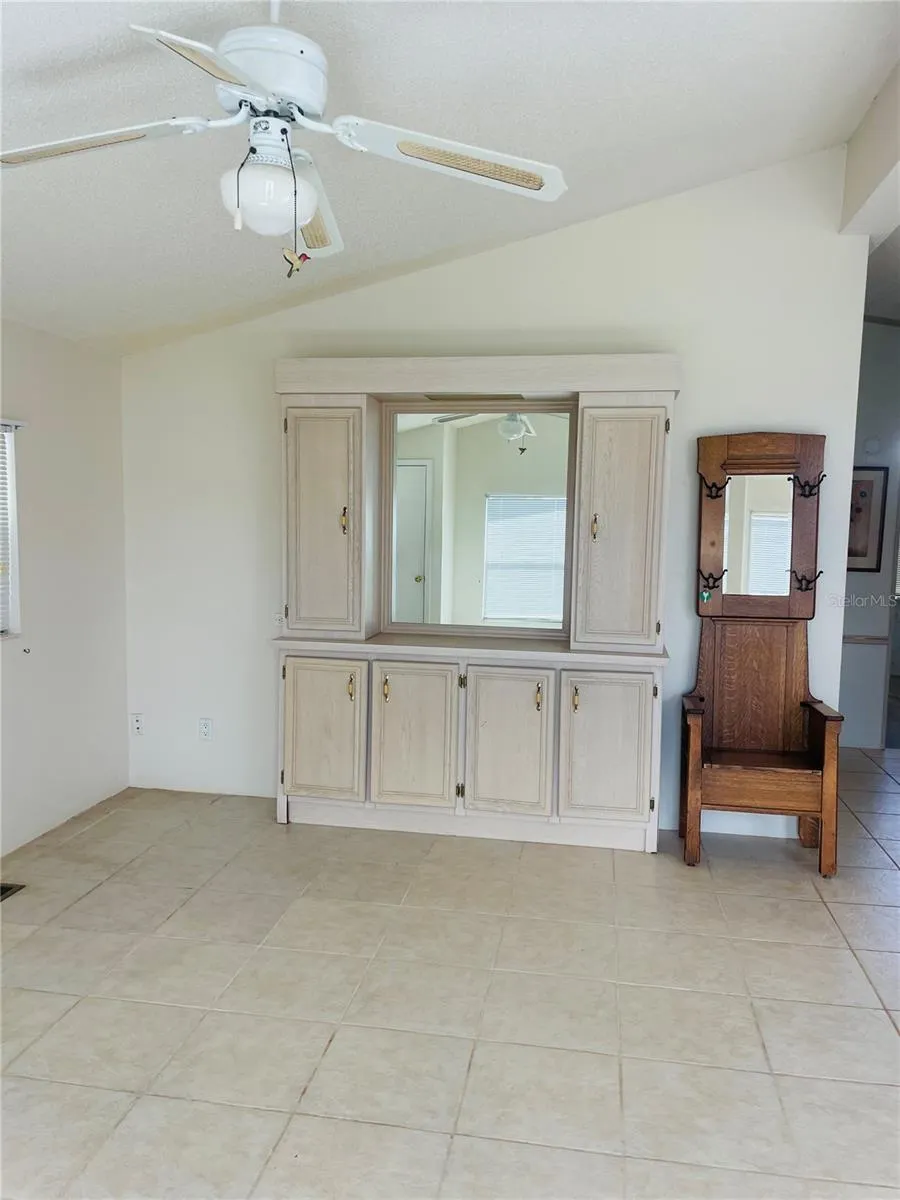 406 ST GEORGE DR