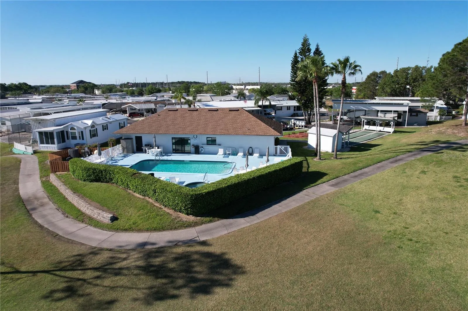 406 ST GEORGE DR