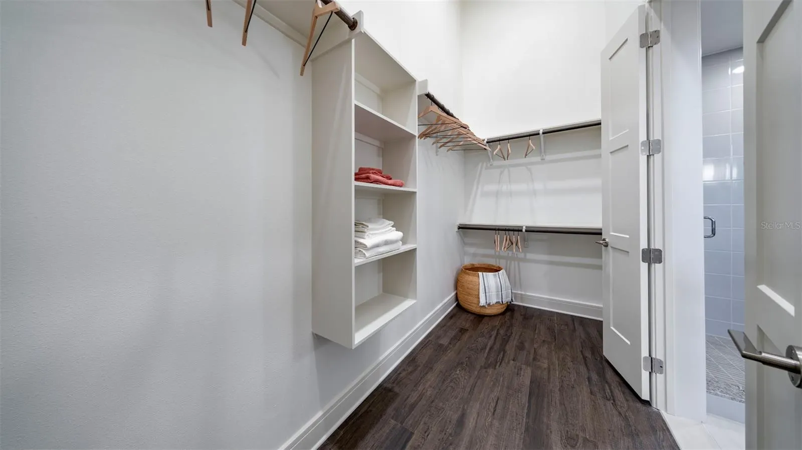 1811 WHARFSIDE LN #205, #205