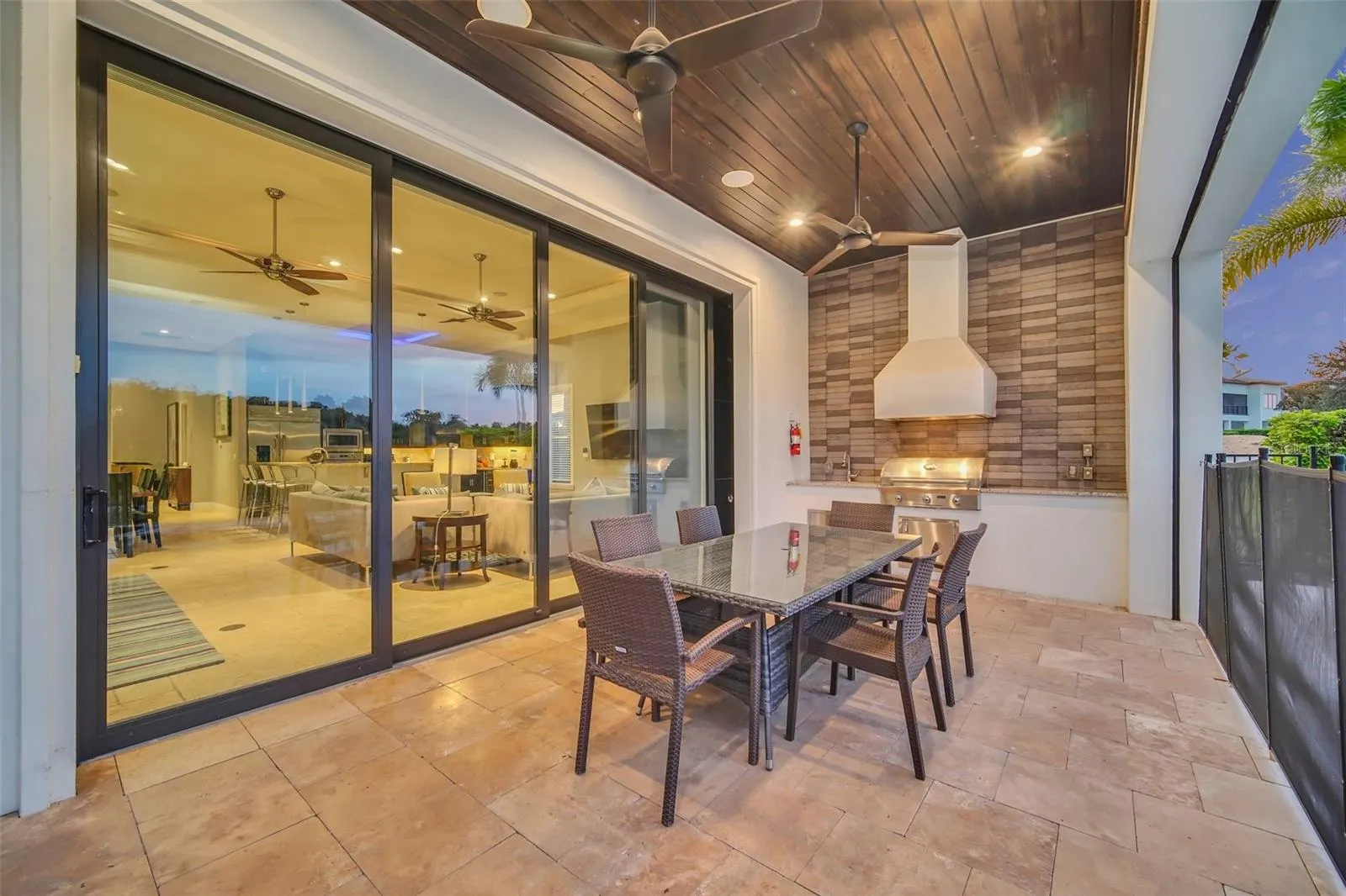 837 DESERT MOUNTAIN CT