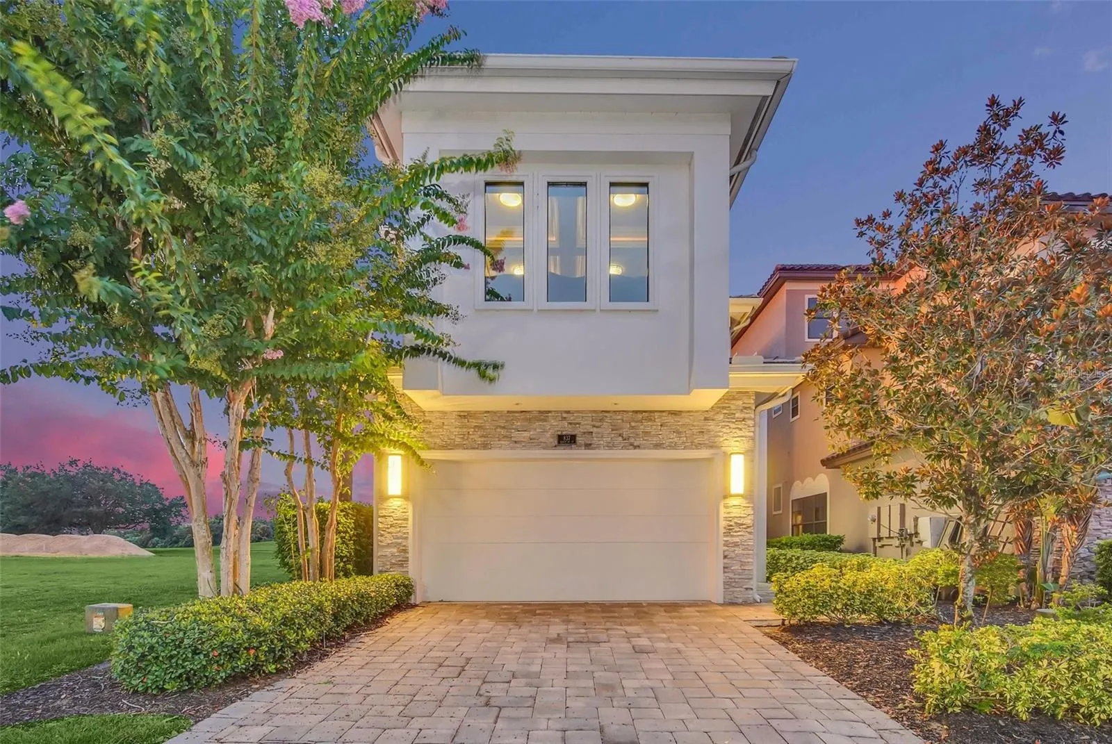 837 DESERT MOUNTAIN CT