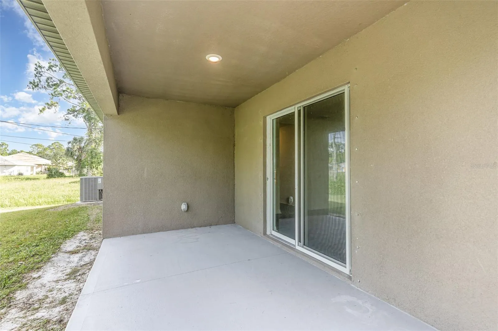 1460 DE GROODT RD SW