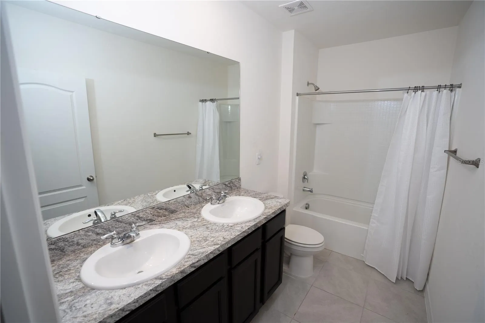 1723 POST OAK DR