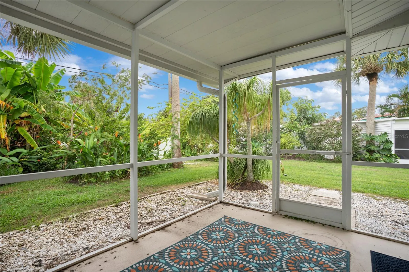 631 CORAL DR