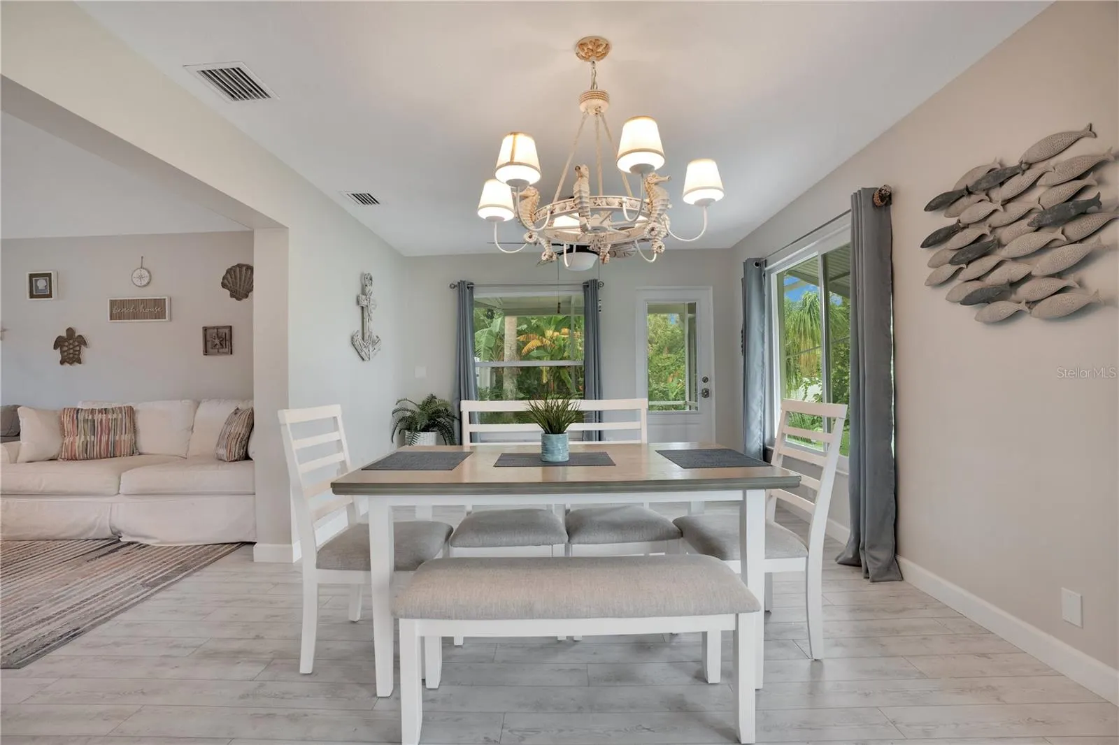 631 CORAL DR