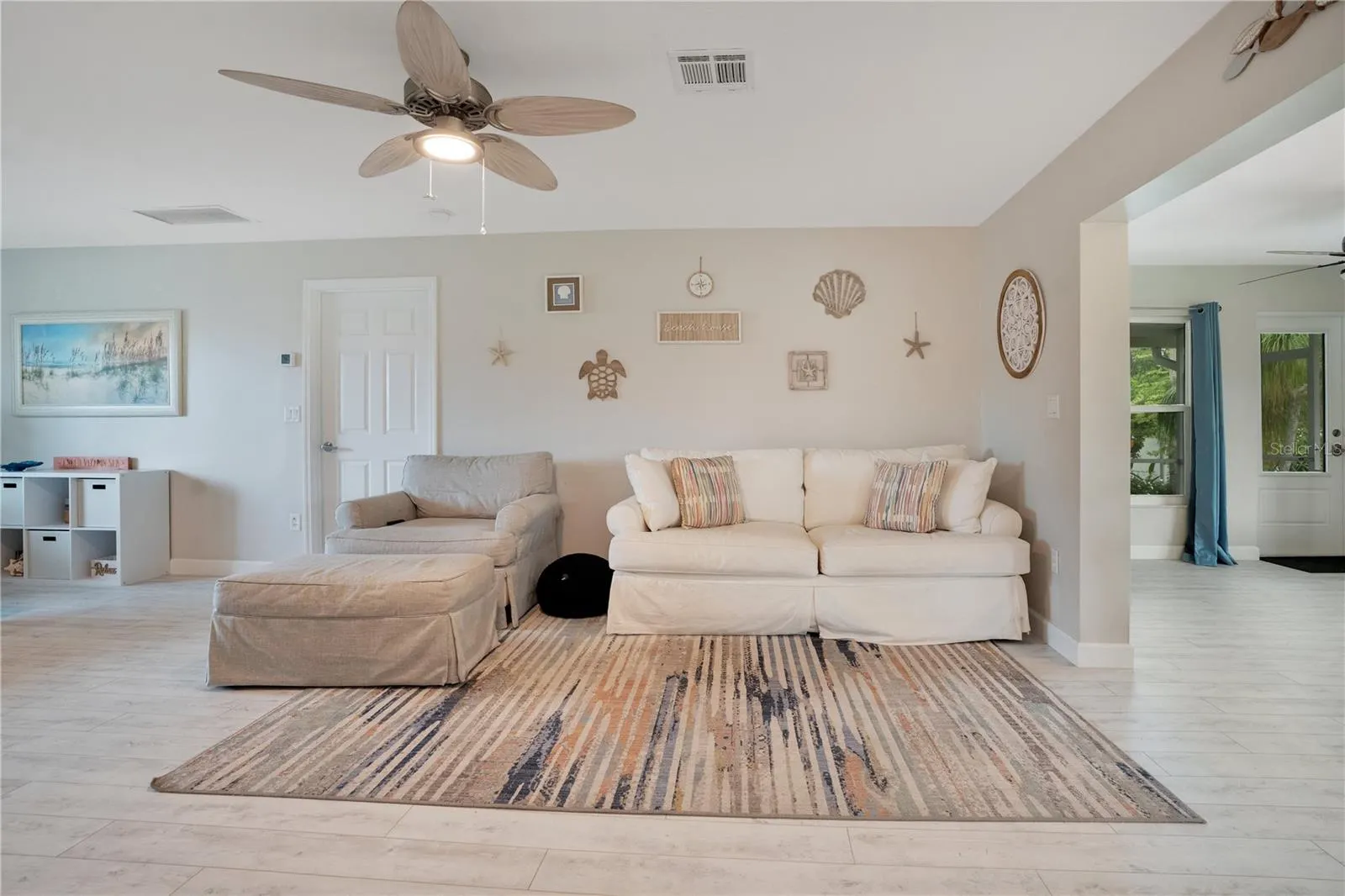 631 CORAL DR