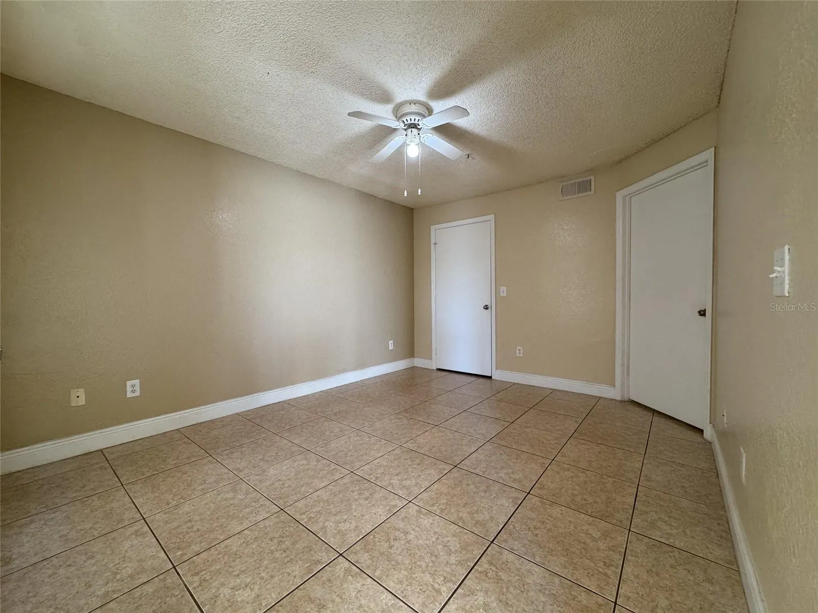 2216 GRAND CAYMAN CT #1424, #1424