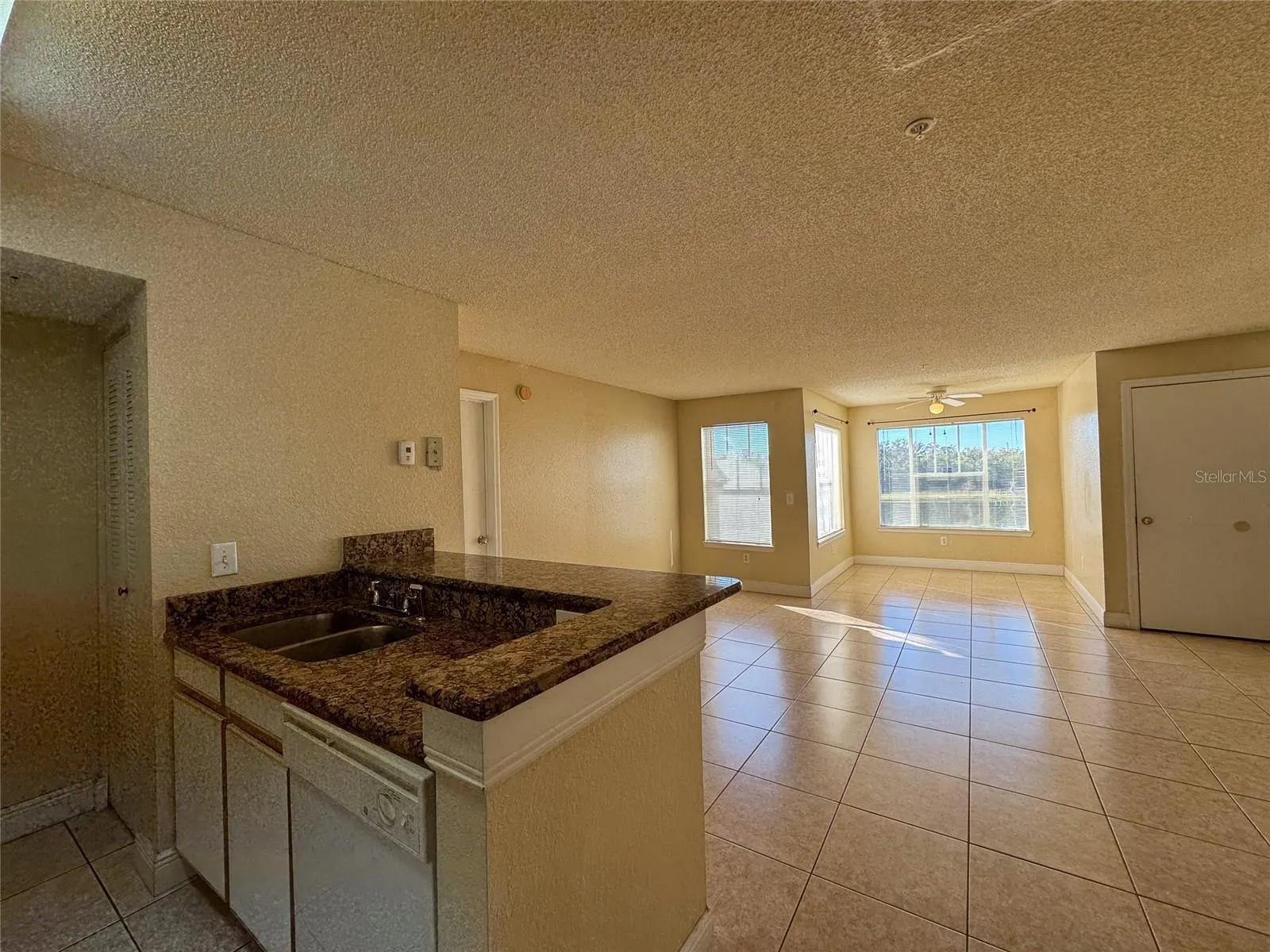 2216 GRAND CAYMAN CT #1424, #1424