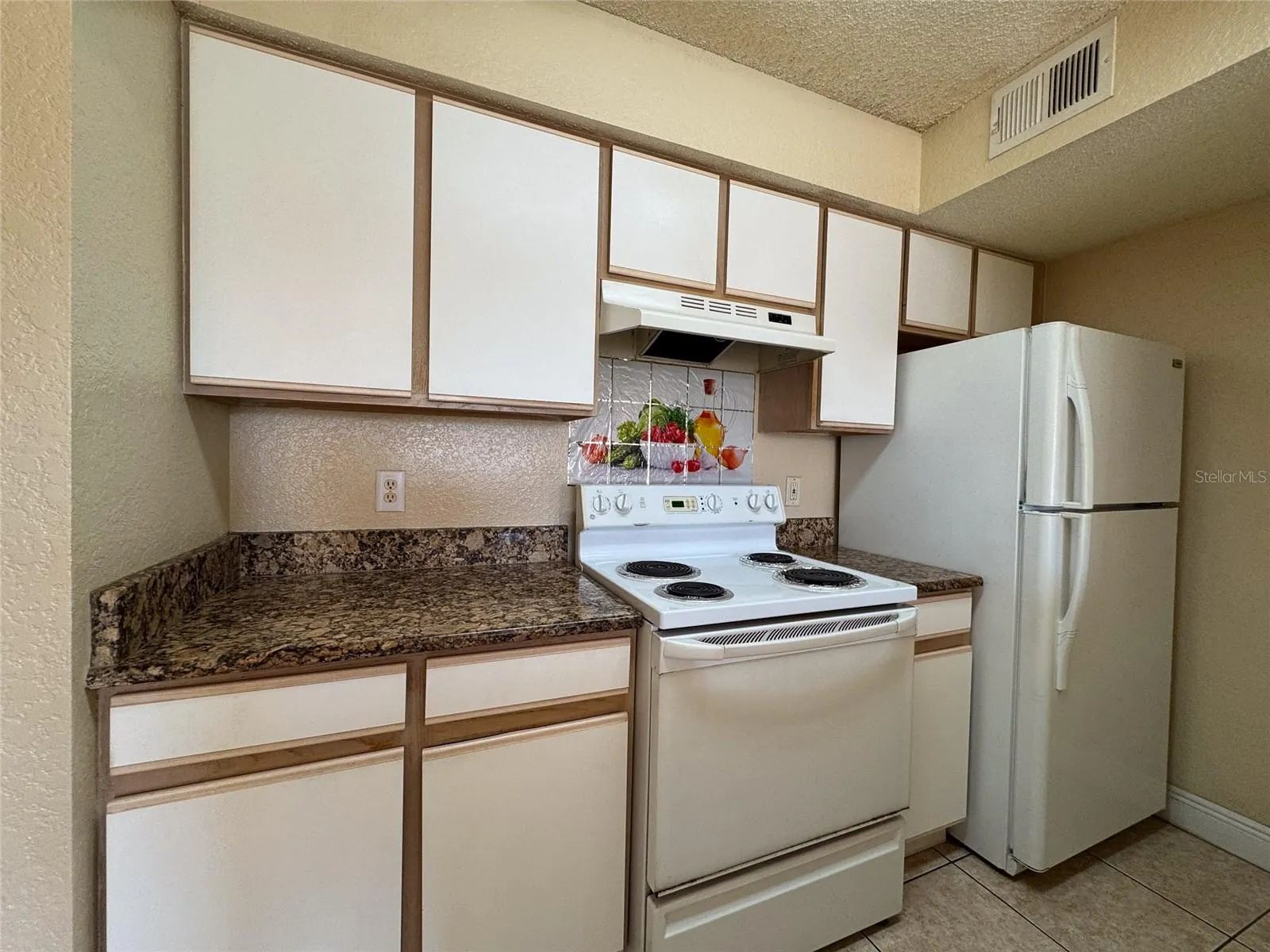 2216 GRAND CAYMAN CT #1424, #1424