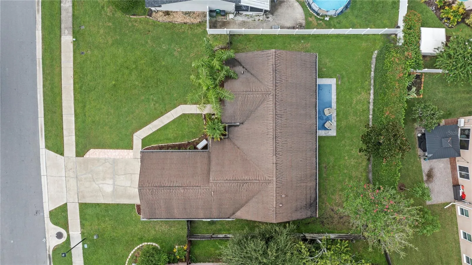 2920 HUNTERS LN