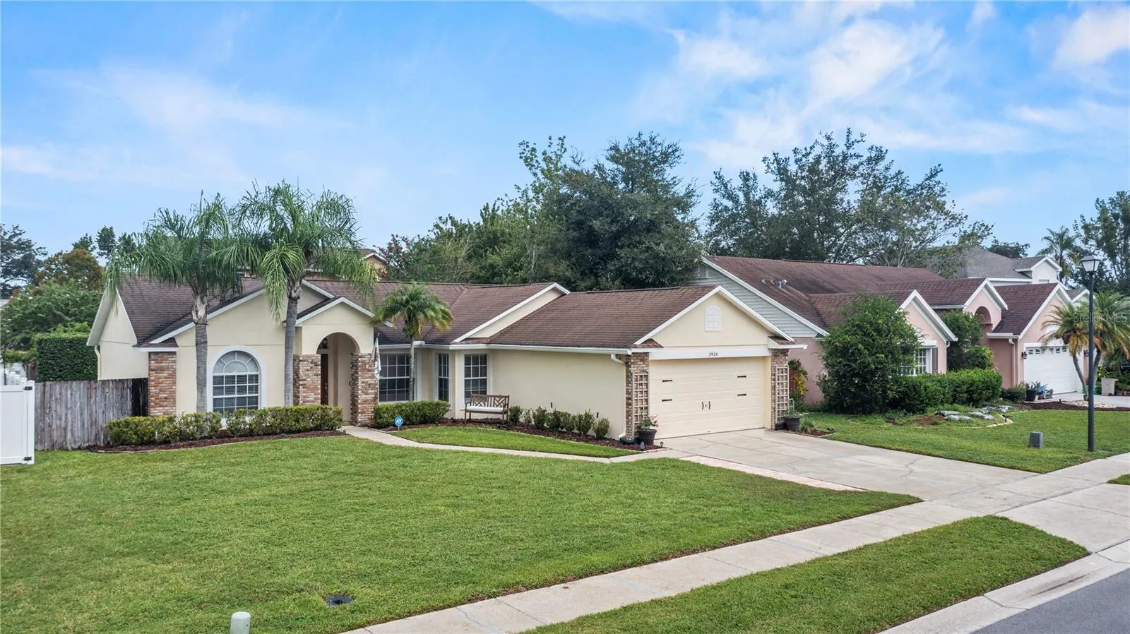 2920 HUNTERS LN