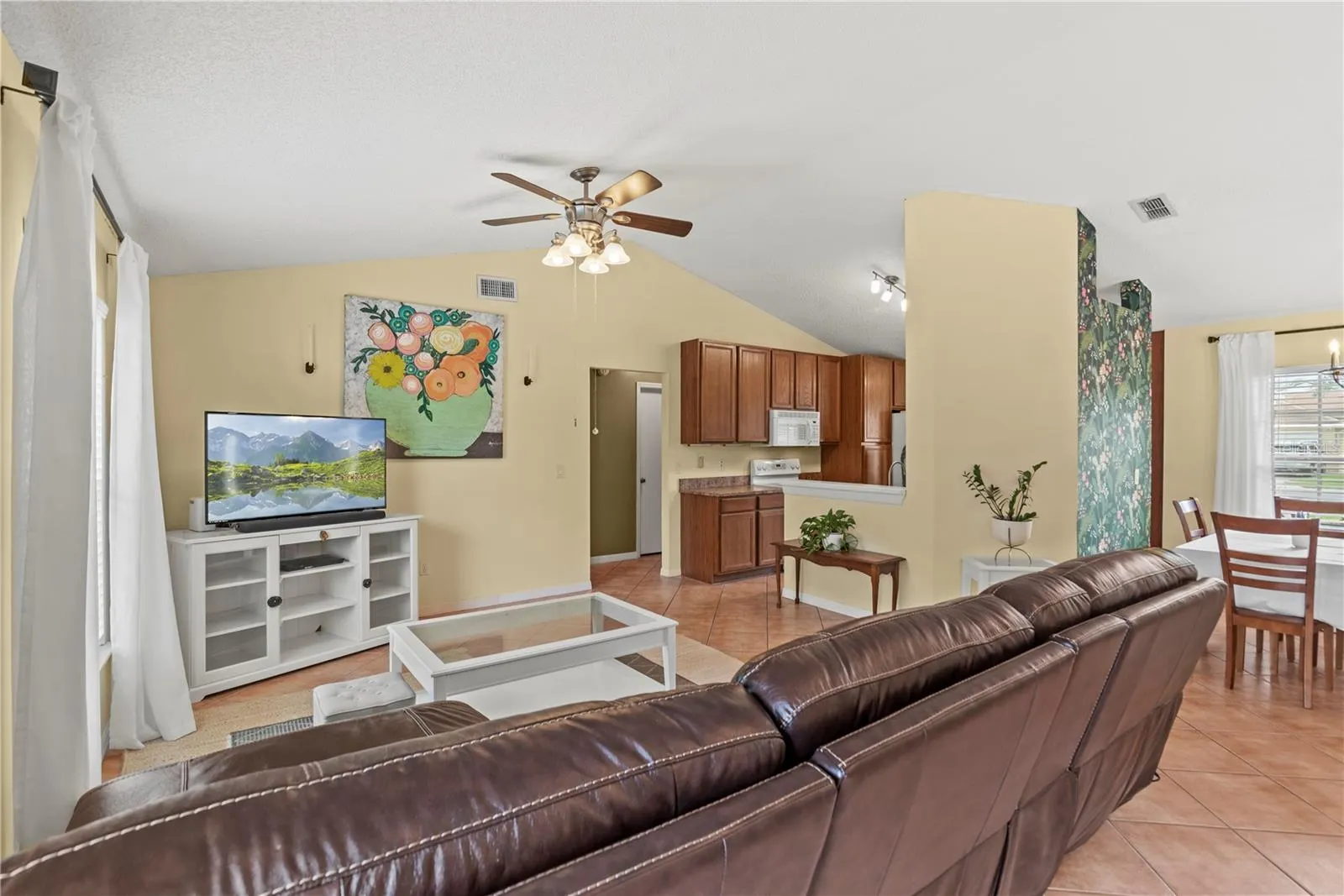 2920 HUNTERS LN