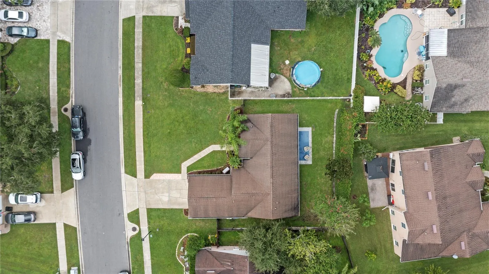 2920 HUNTERS LN