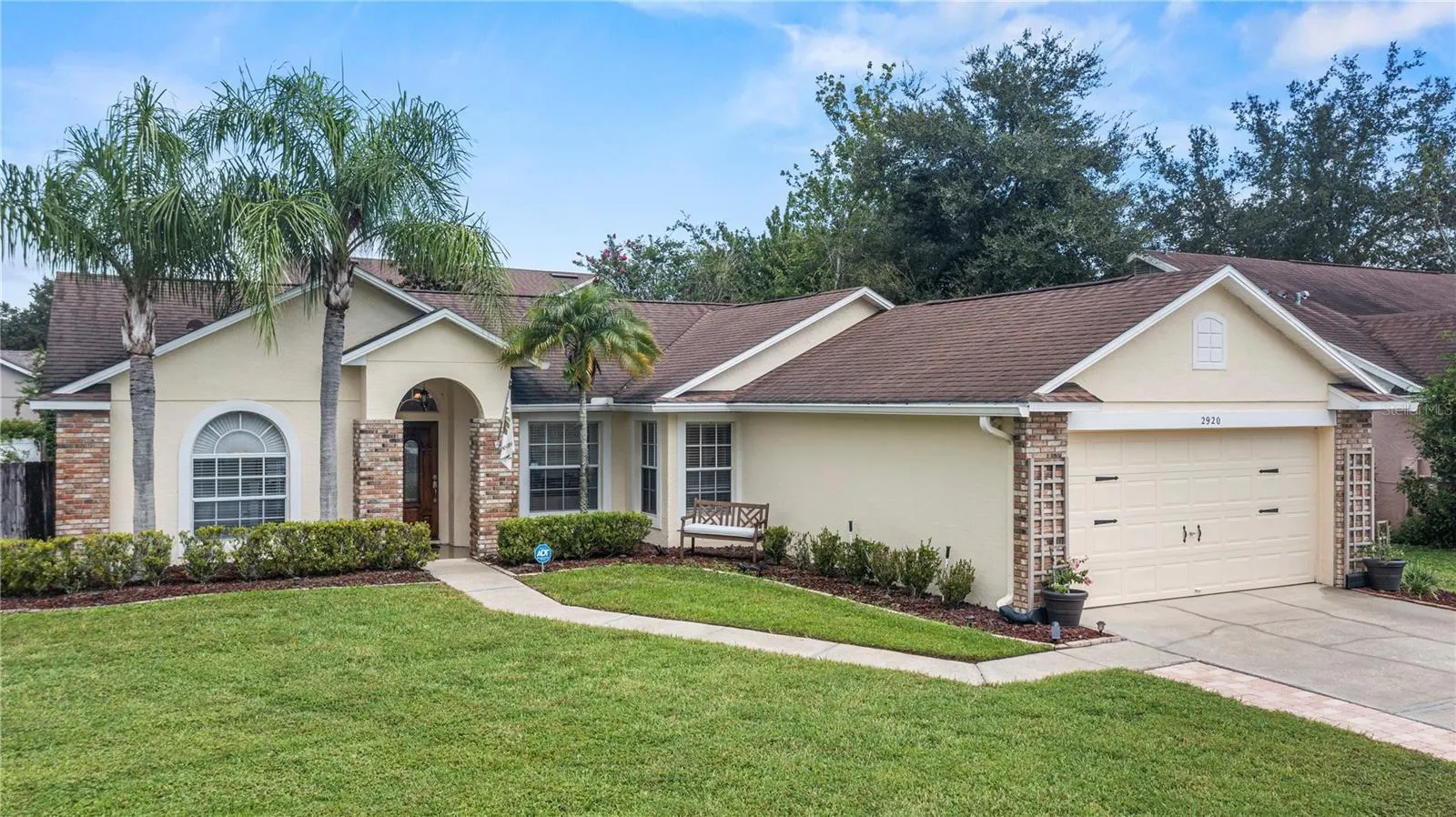 2920 HUNTERS LN