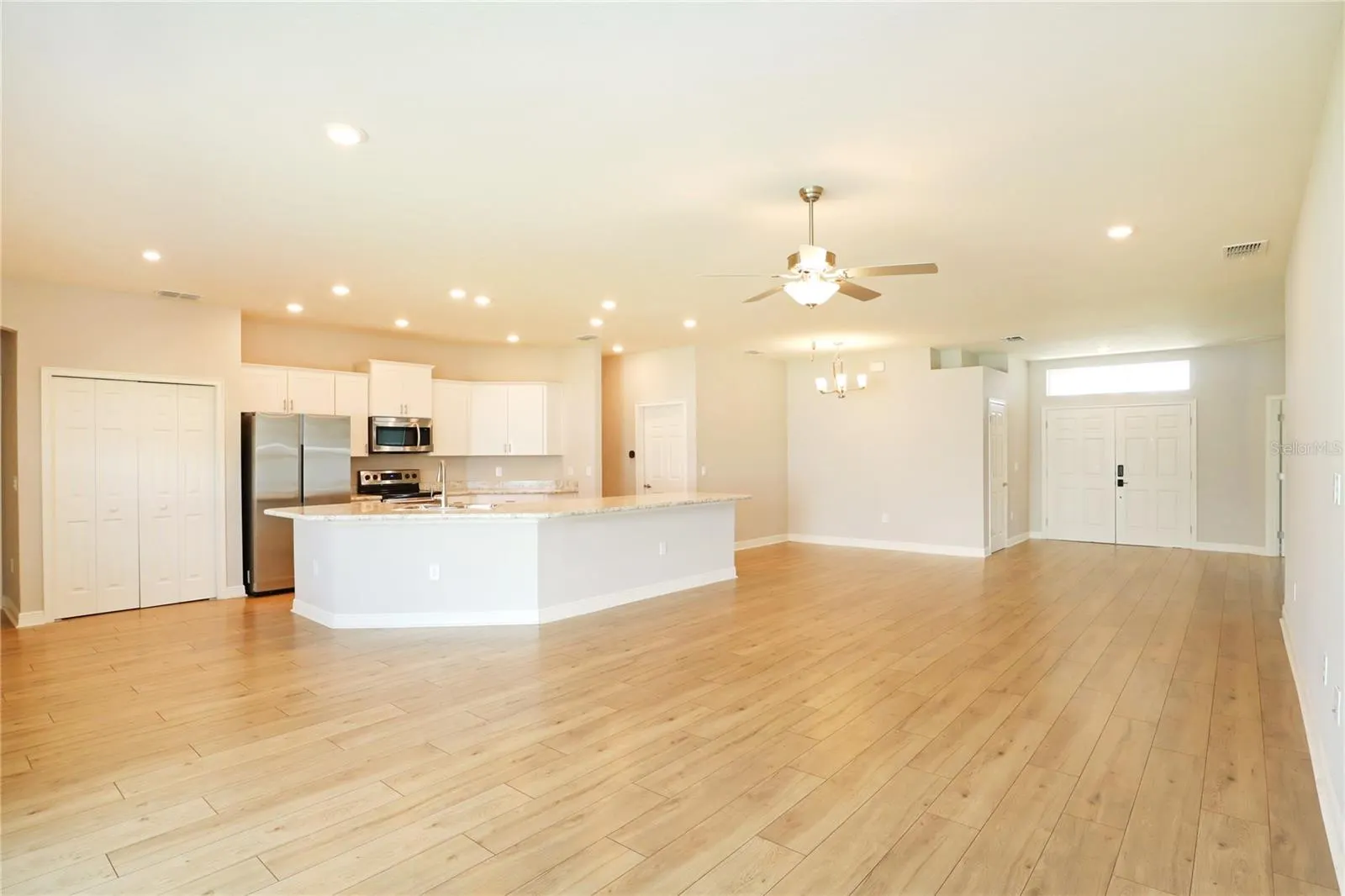 248 WALKERS POINT DR