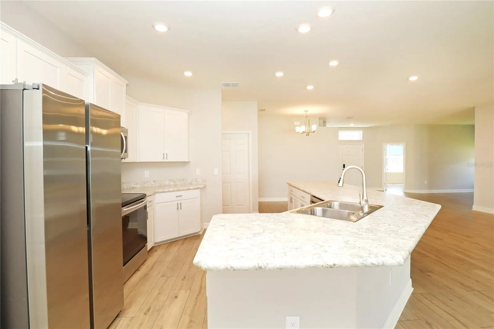 248 WALKERS POINT DR