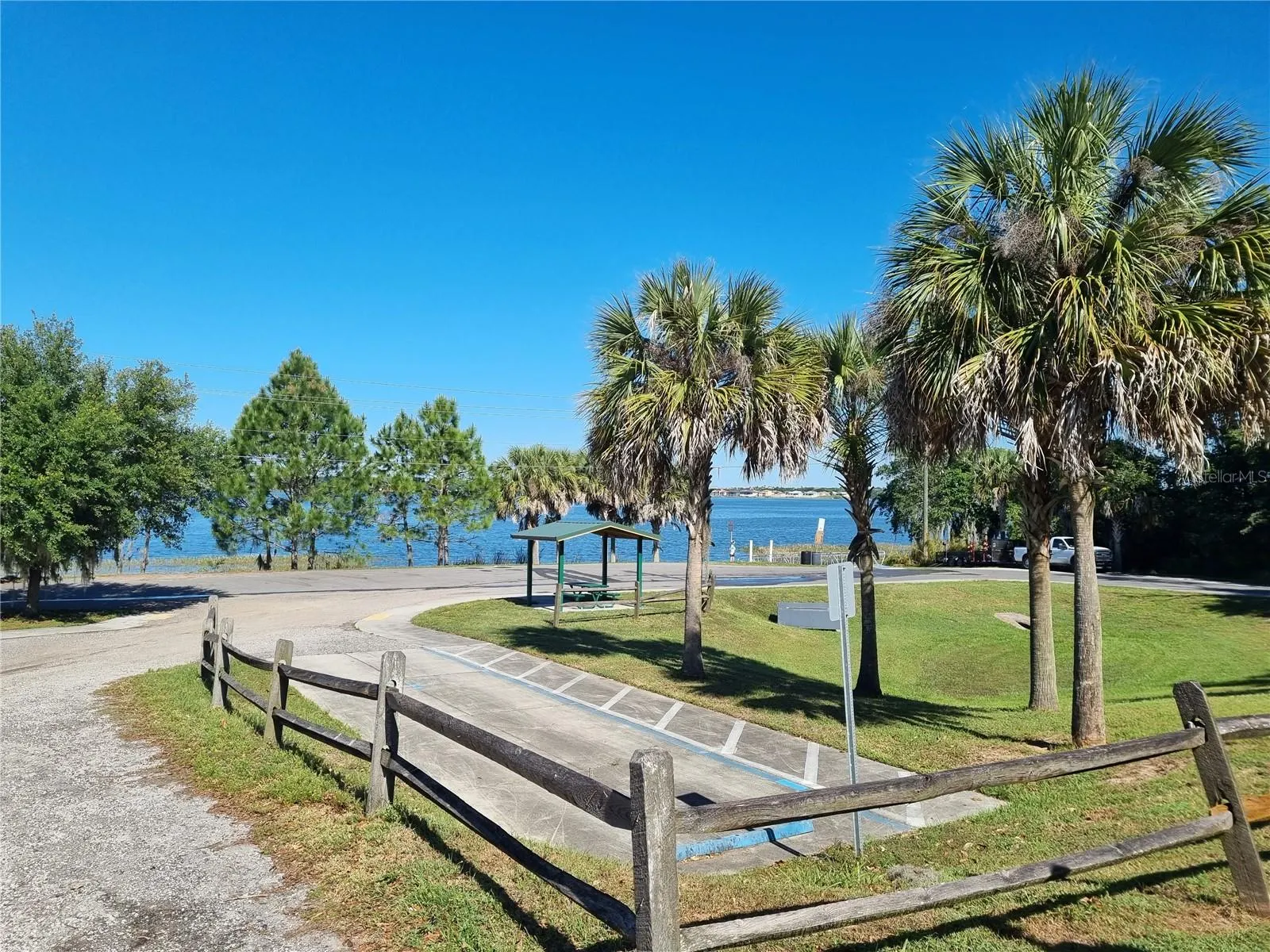 248 WALKERS POINT DR