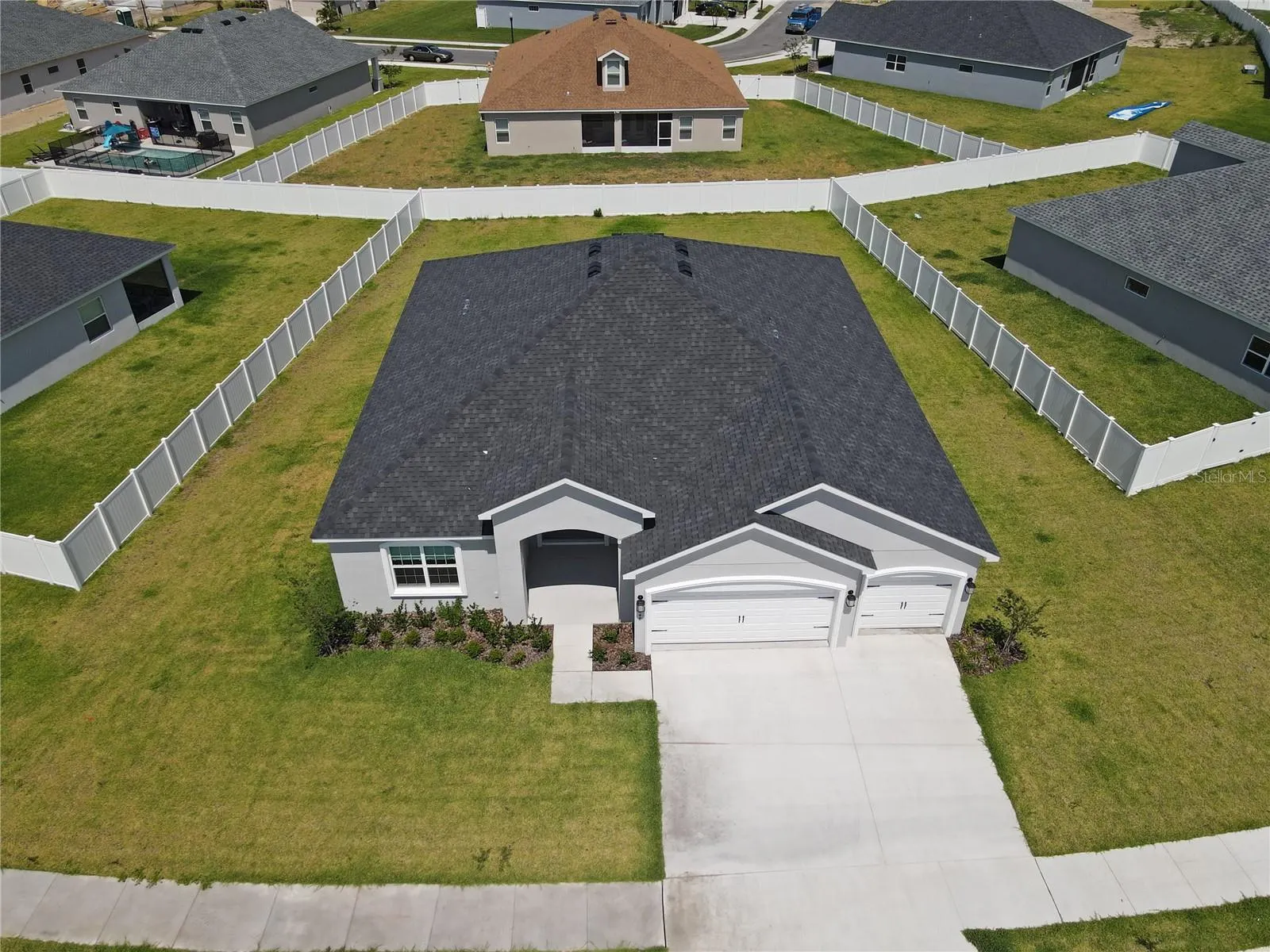 248 WALKERS POINT DR
