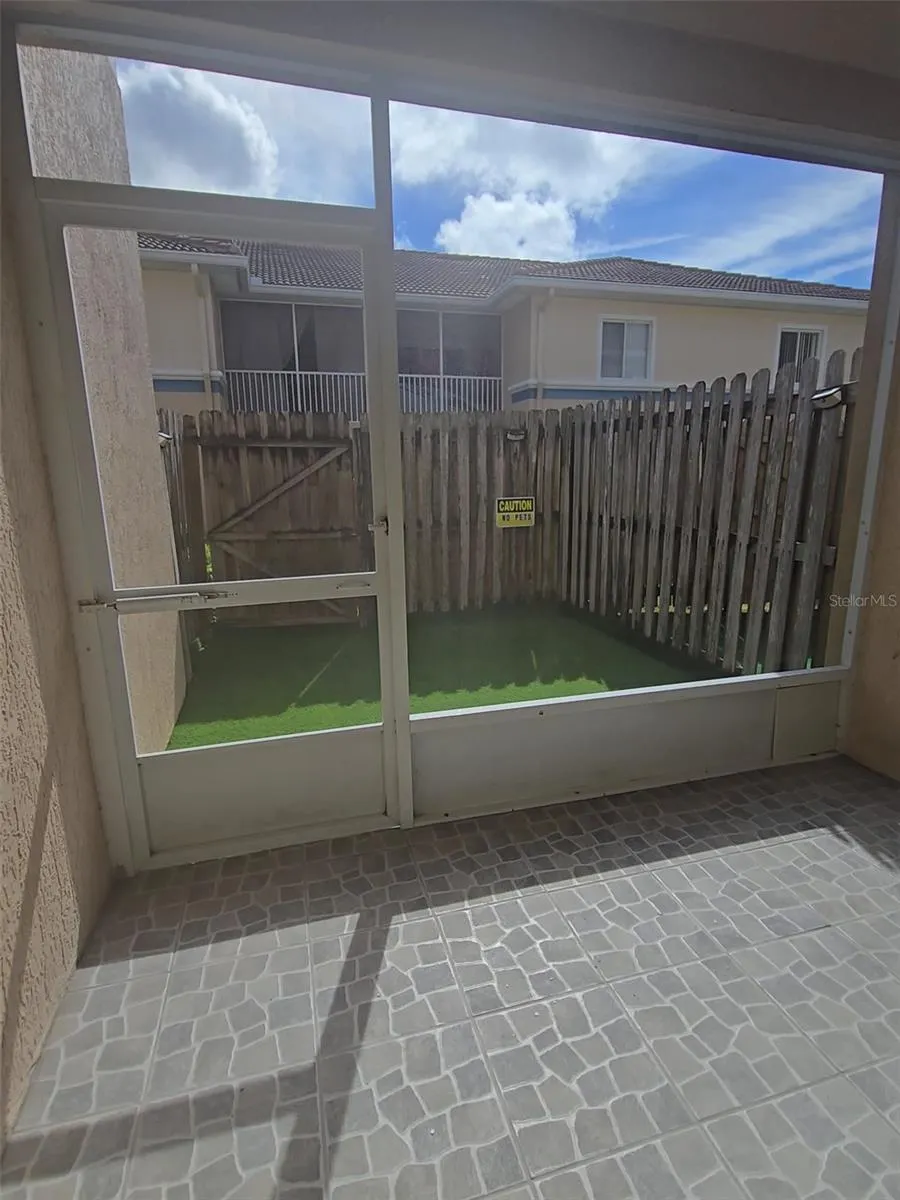 13215 VILLA VISTA DR #104, #104