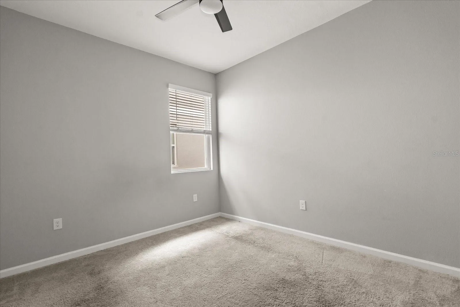 379 SOFIA LN