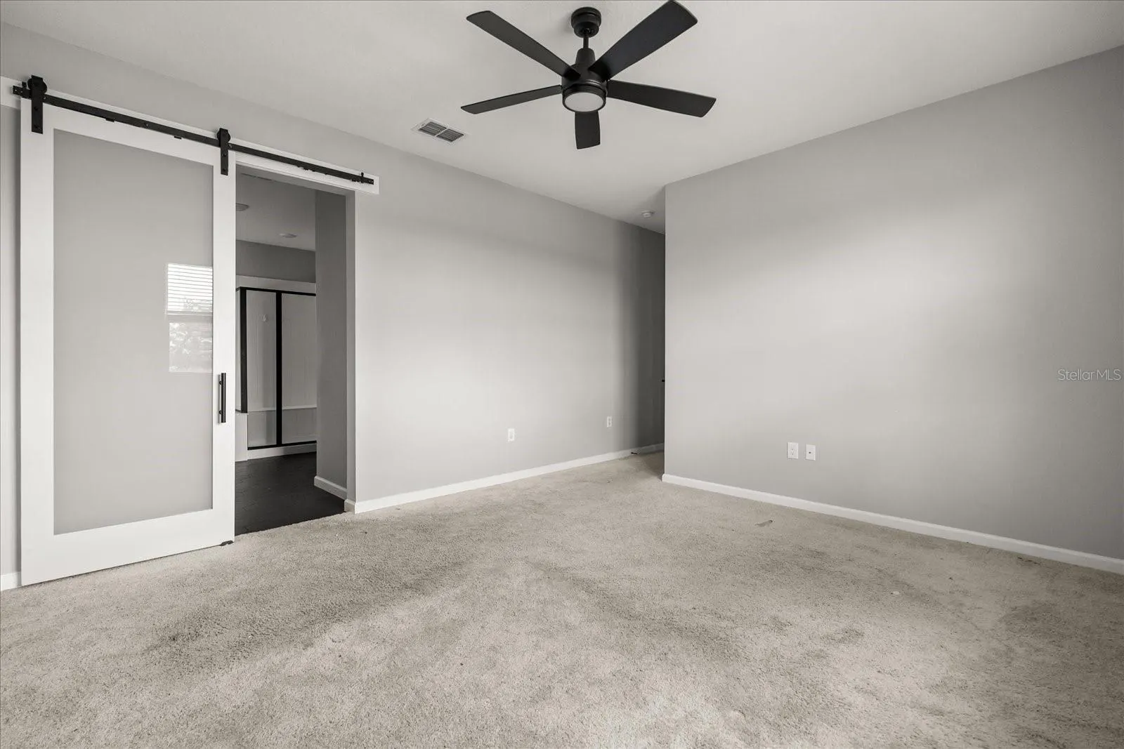 379 SOFIA LN