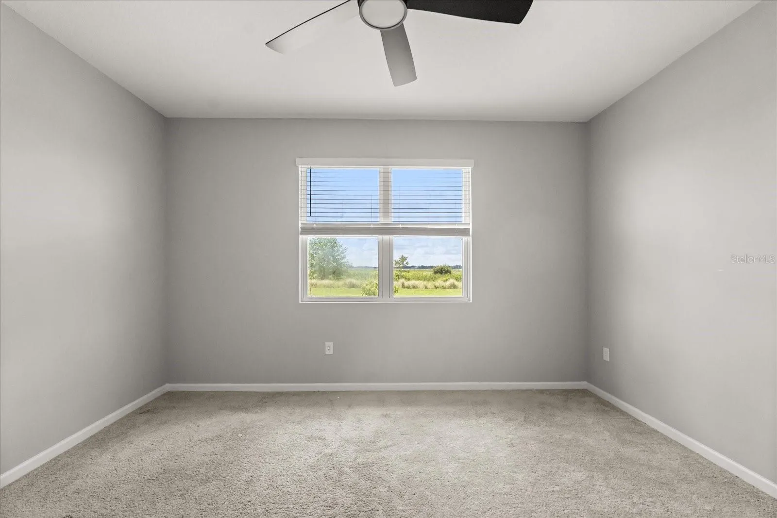 379 SOFIA LN
