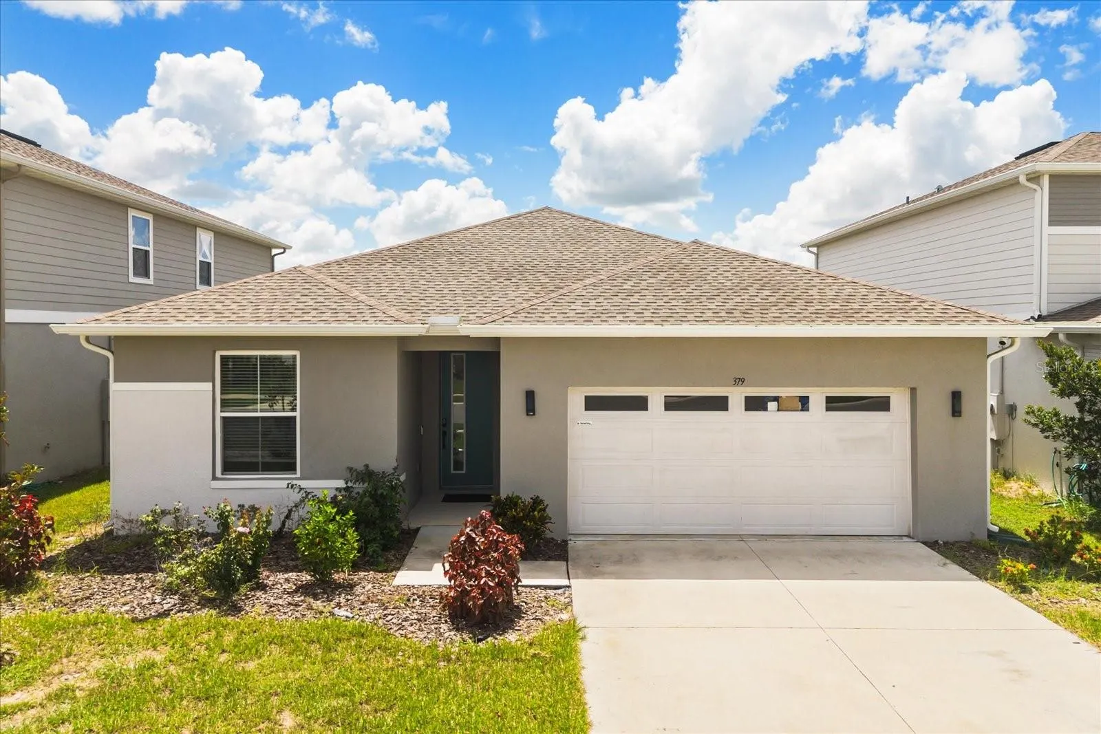 379 SOFIA LN