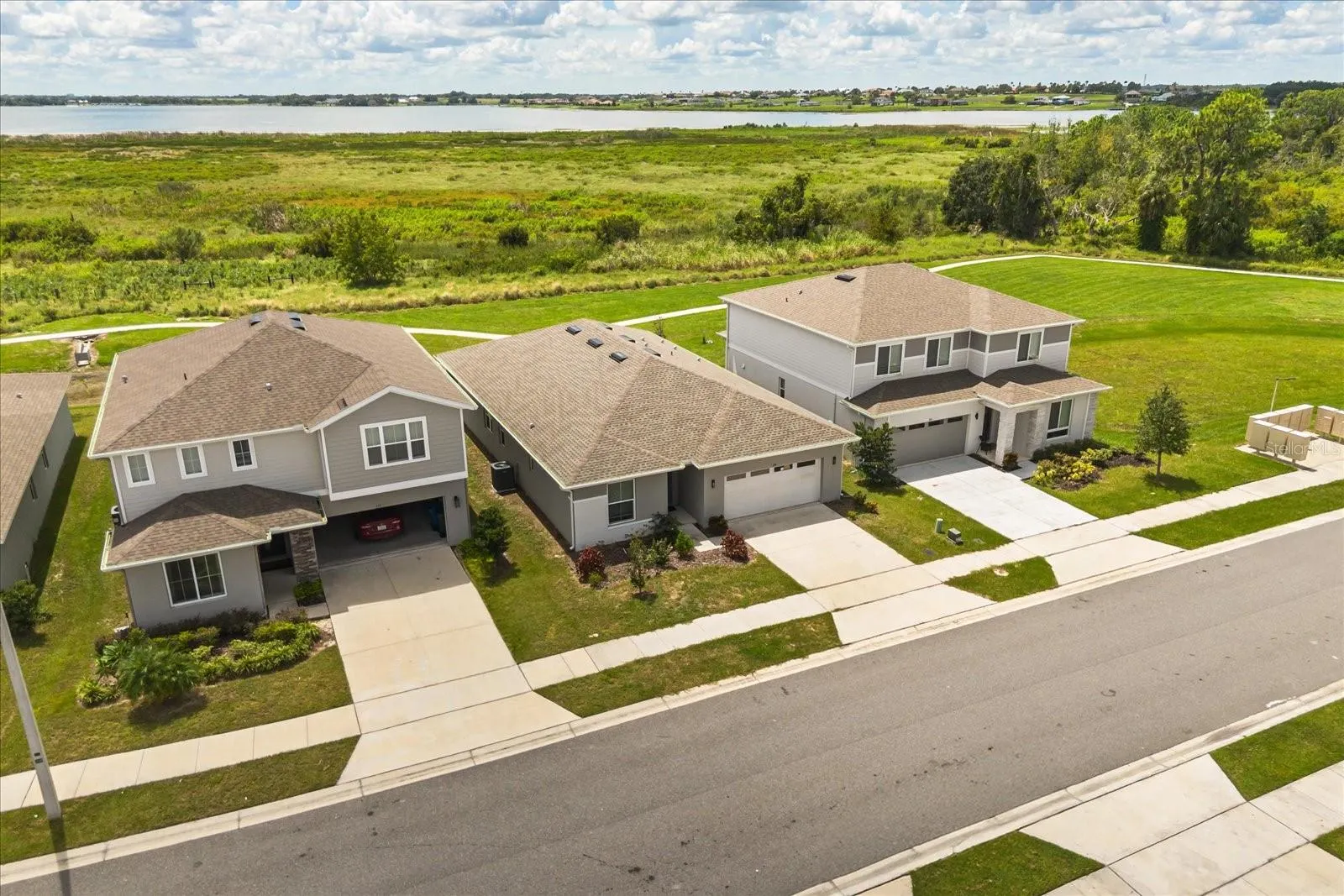 379 SOFIA LN