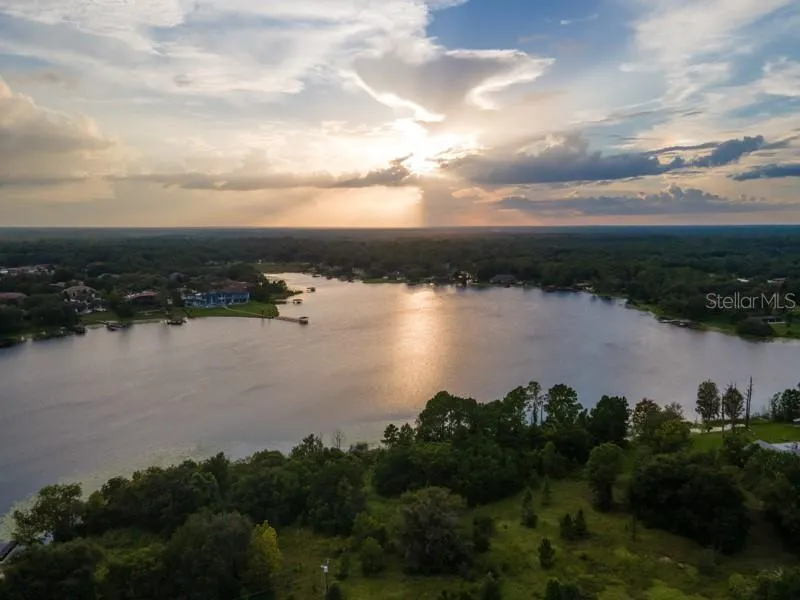 LAKE MARKHAM RD