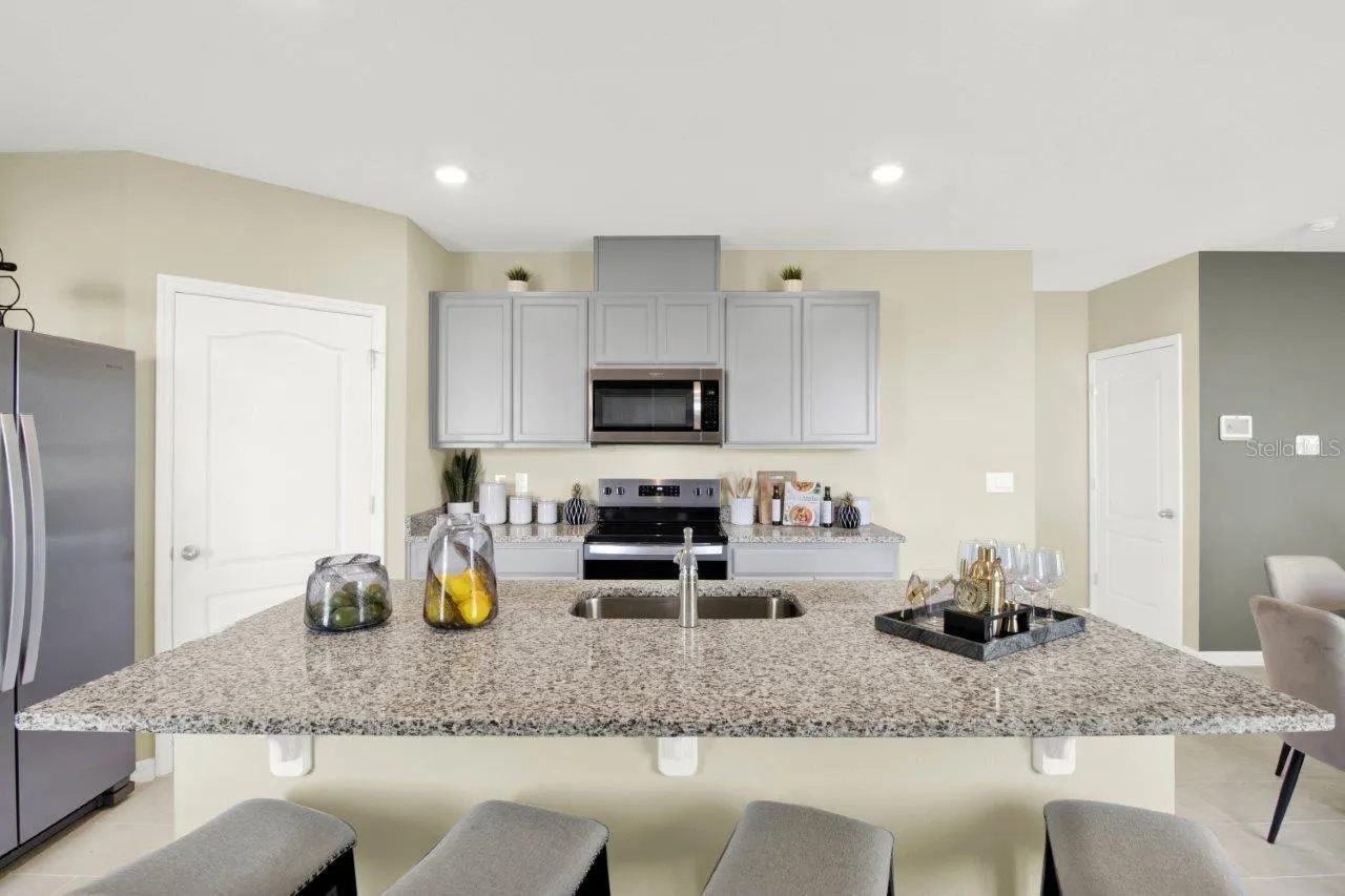 4024 GIORGIO DR
