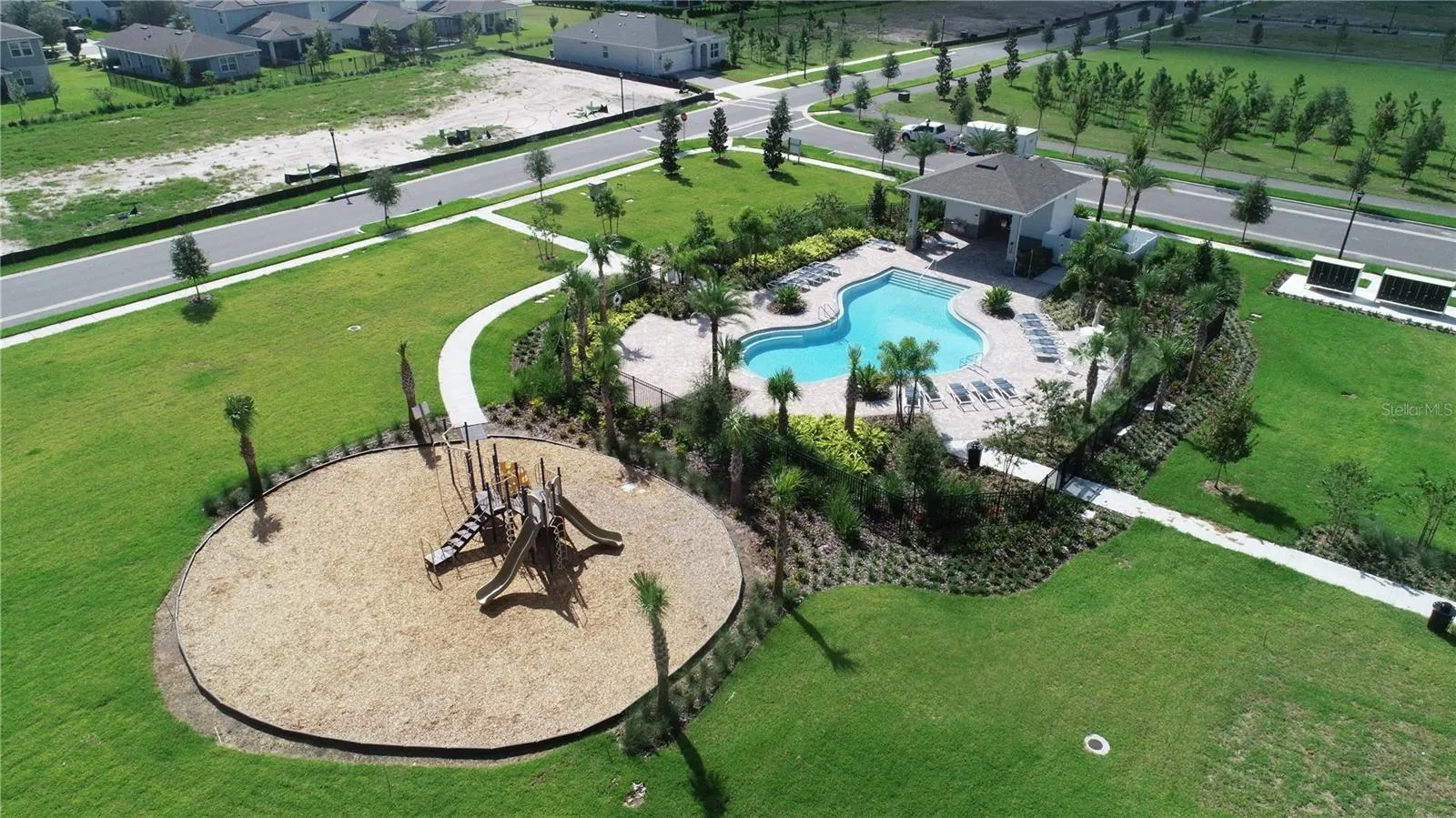 5038 STARLING BIRD LN
