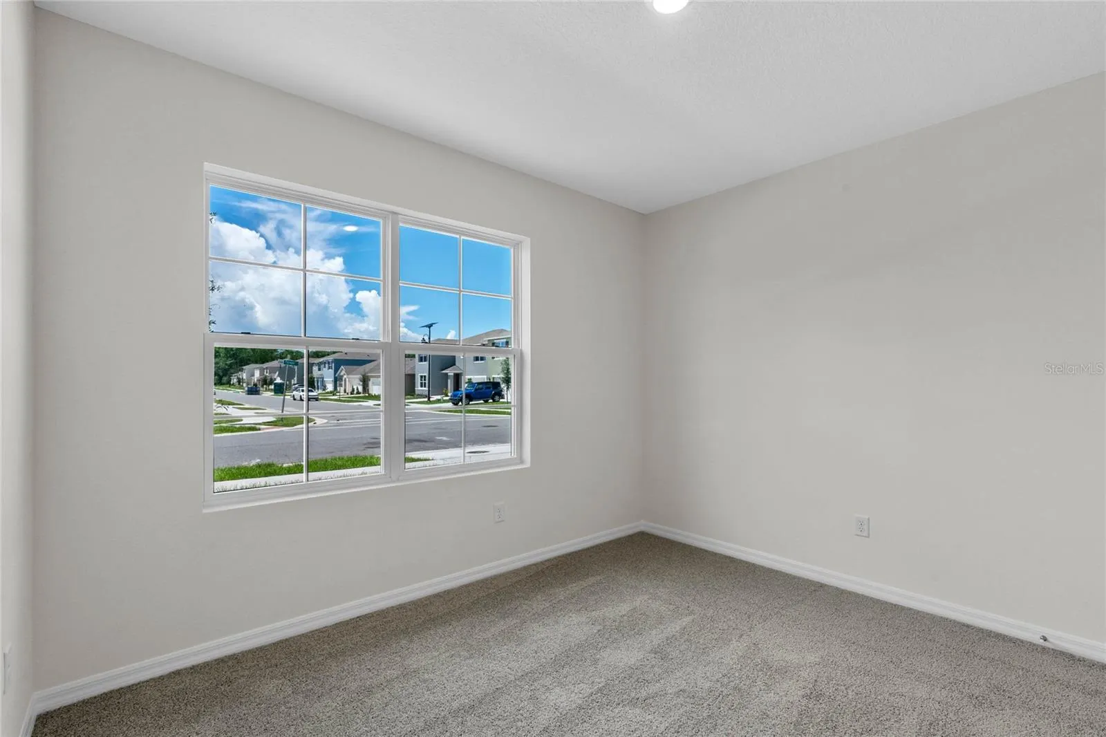 1006 BRIMSTONE CIR