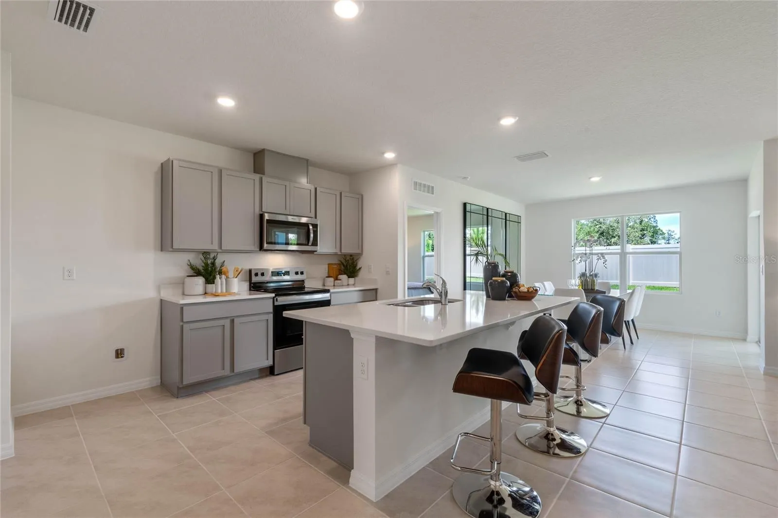 1006 BRIMSTONE CIR