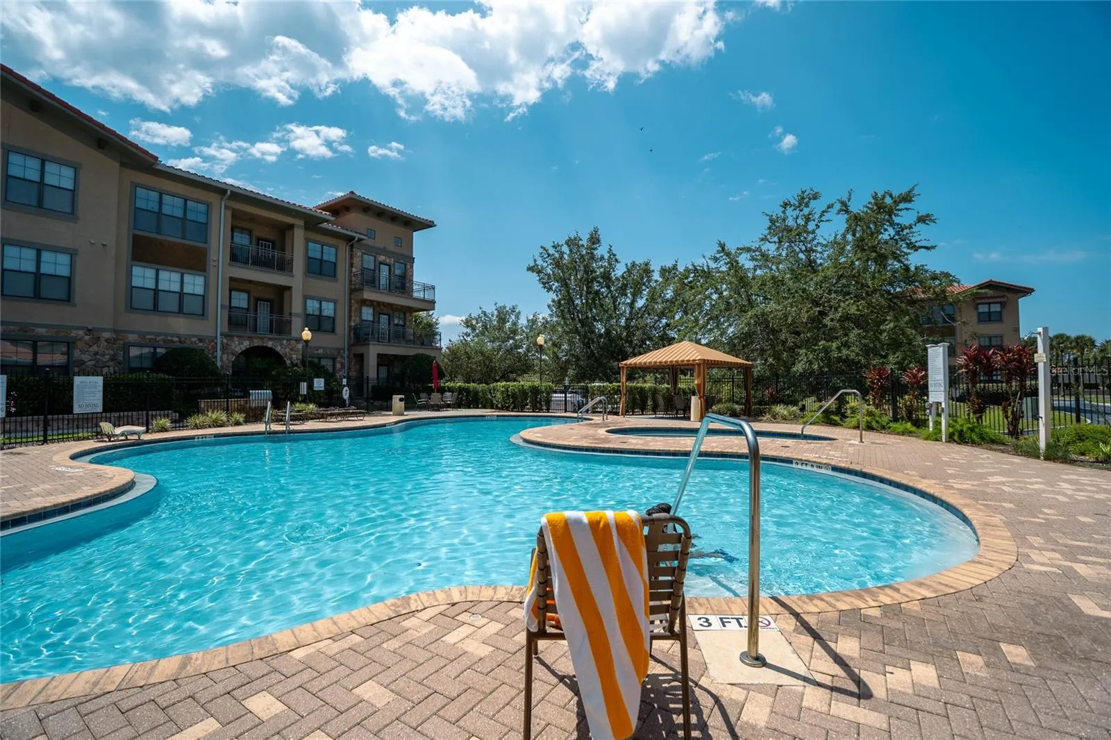 903 CHARO PKWY #831, #831