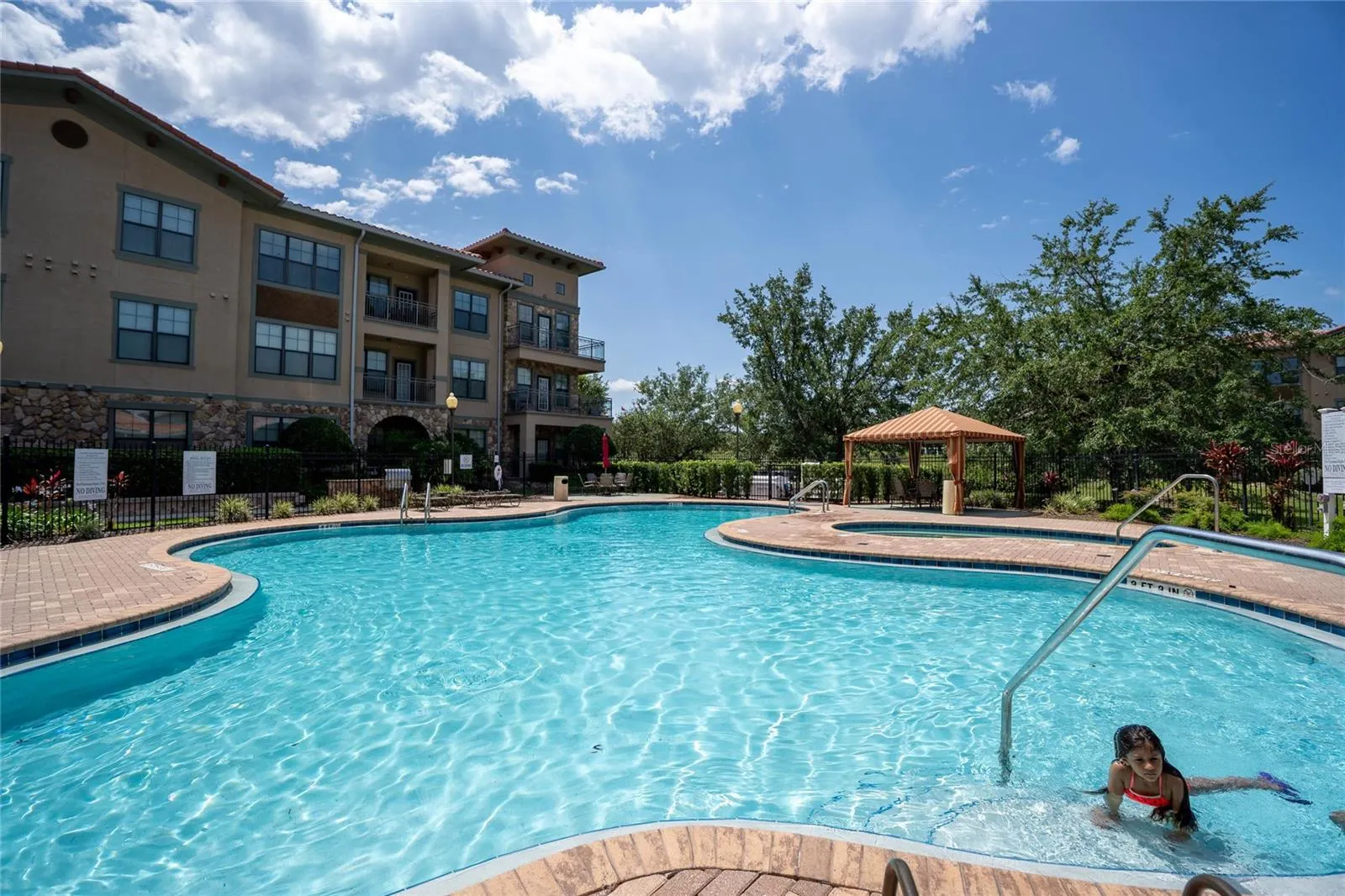903 CHARO PKWY #831, #831