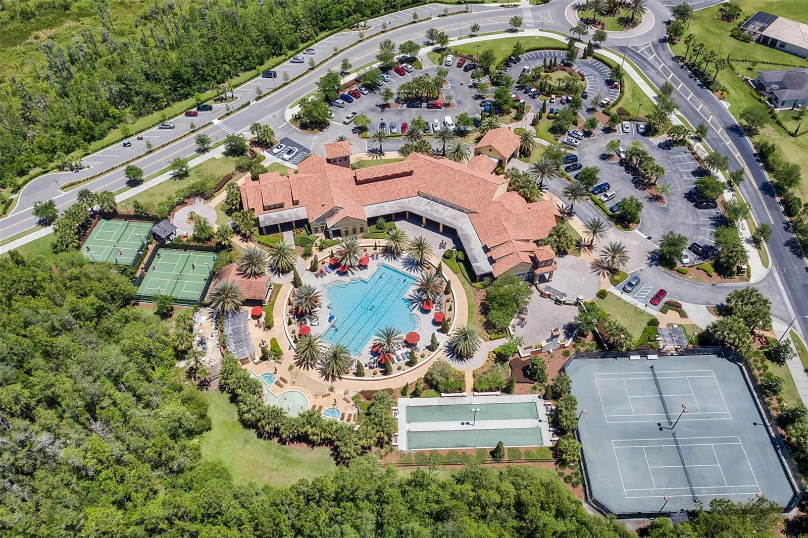 937 WALNUT CREEK LN