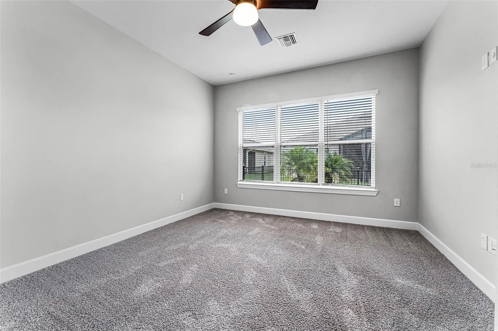 937 WALNUT CREEK LN