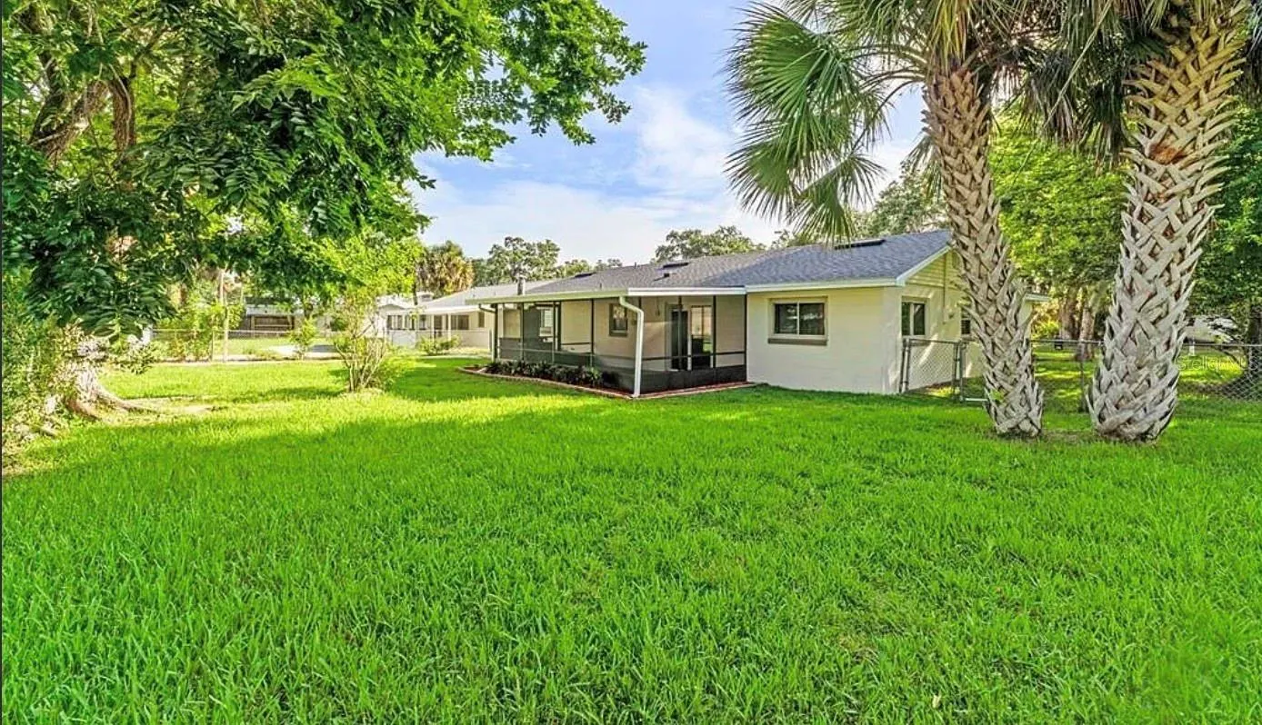 241 BRITTANY AVE