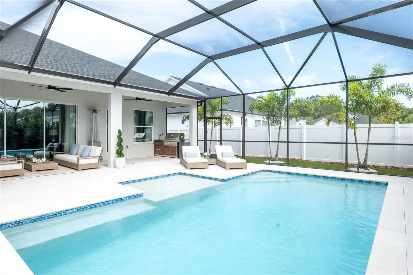 7504 ASHBROOKE PINE LOOP