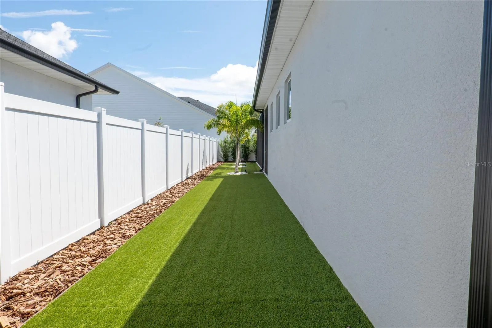 7504 ASHBROOKE PINE LOOP