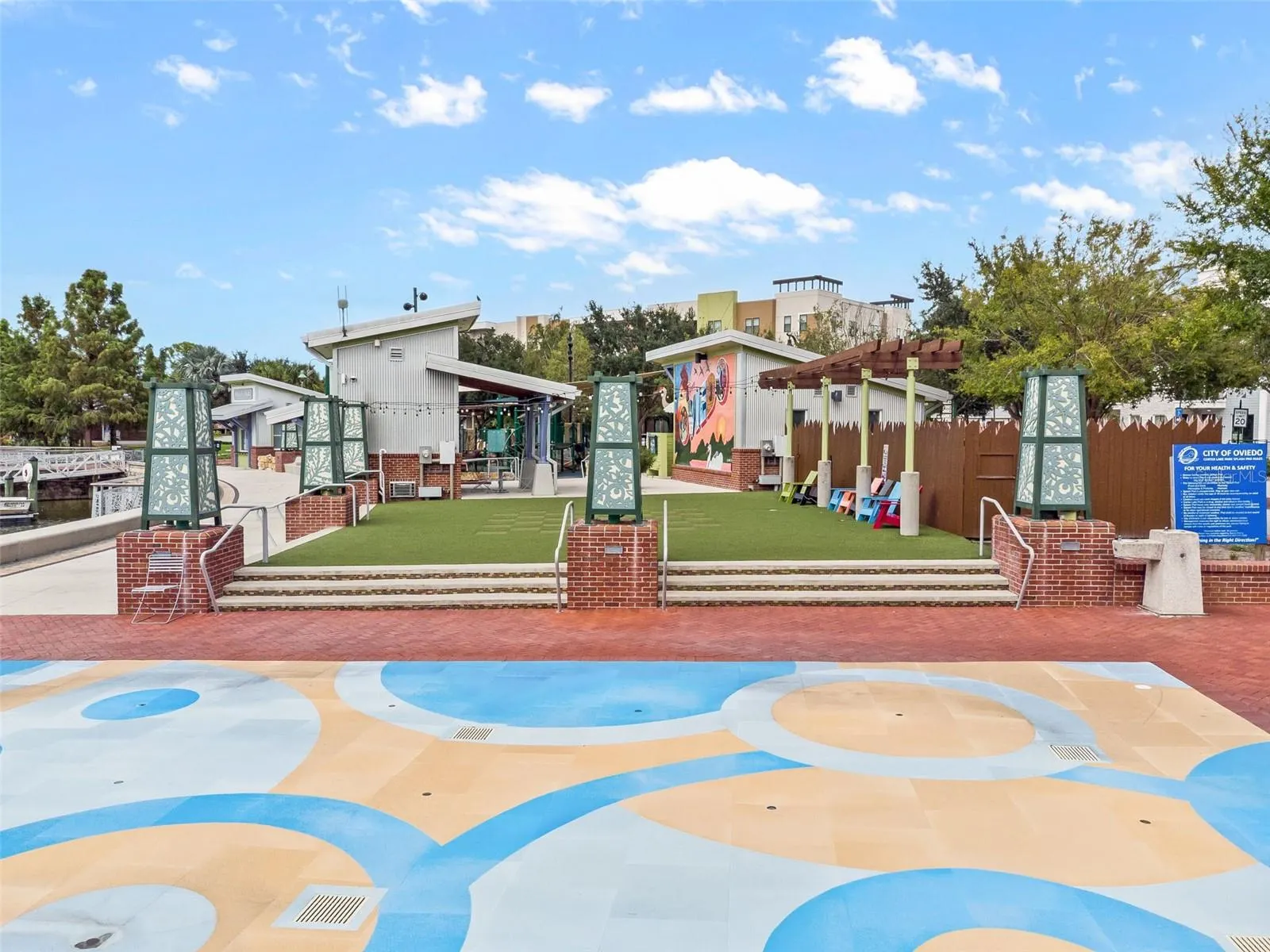 802 KINGSBRIDGE DR