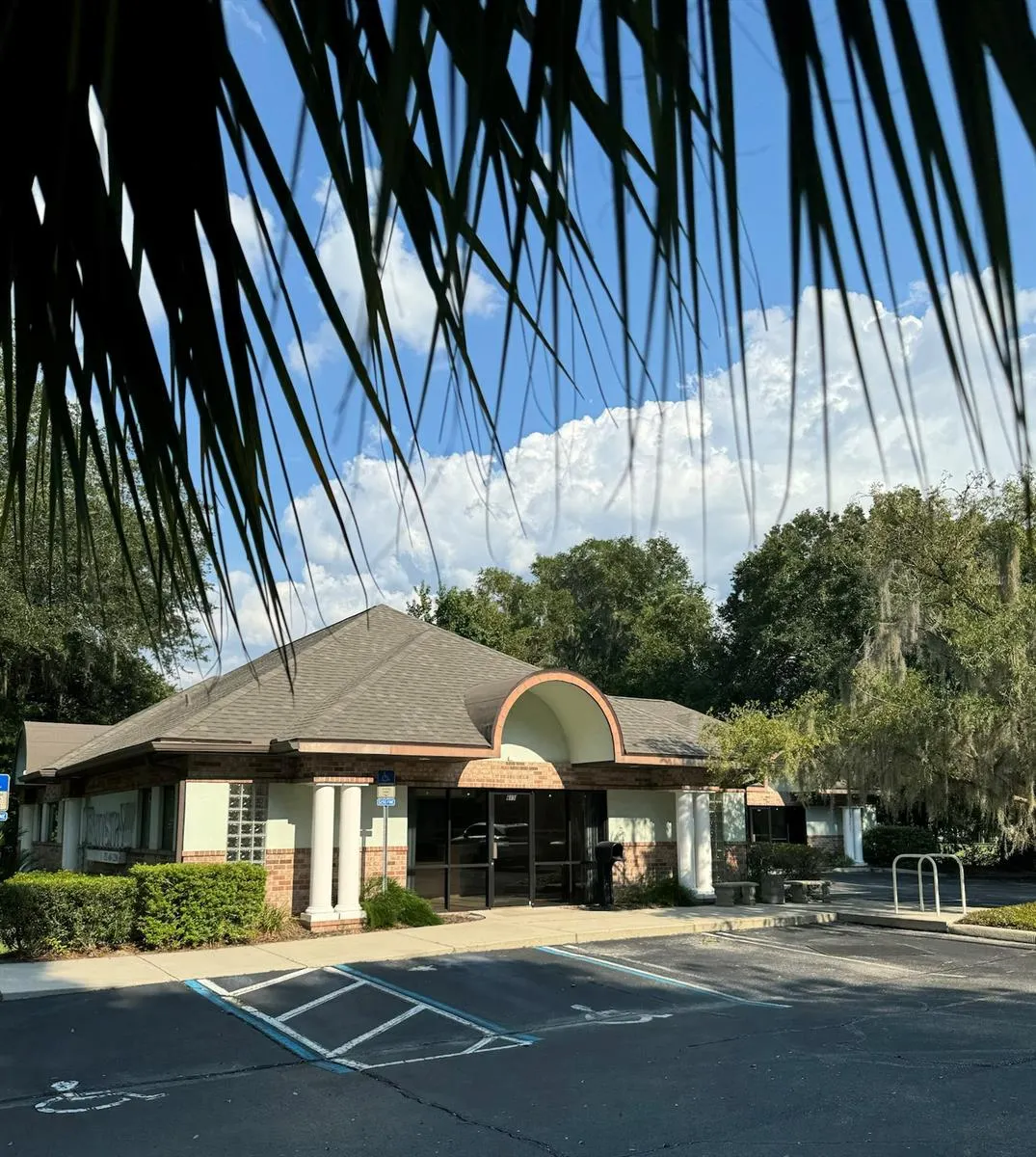 4031 NW 43RD ST