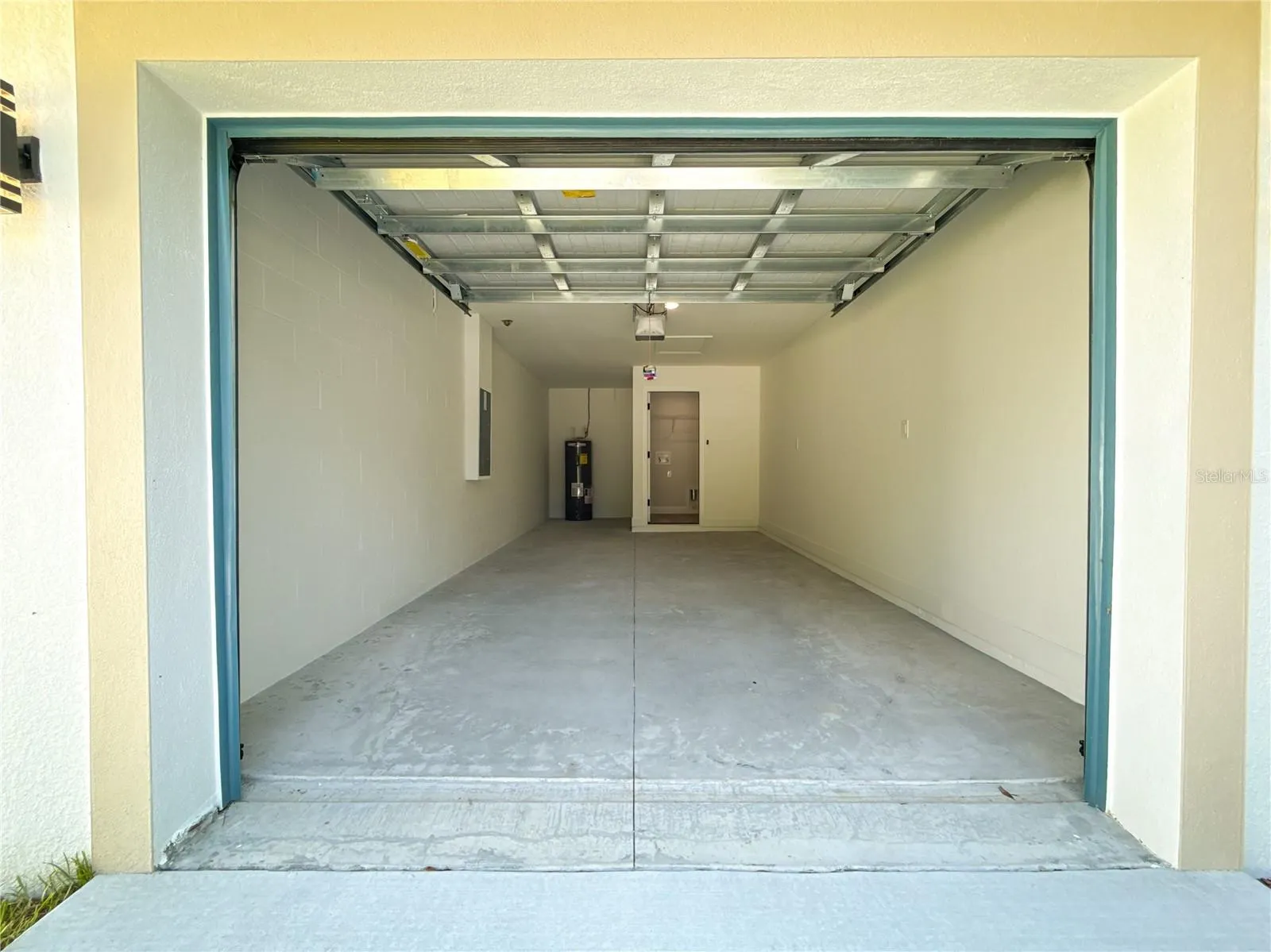 15304 SW 27 LN